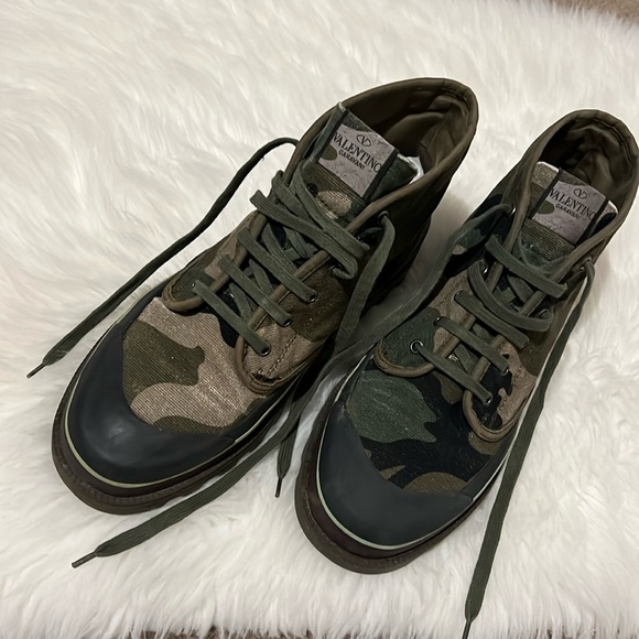 VALENTINO GARAVANI men's boot-style sneakers, Size 10 us. - Picture 2 of 12